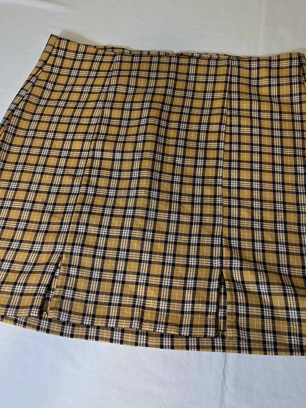 NWT Aeropostale Yellow Plaid Mini Skirt Front Slit M